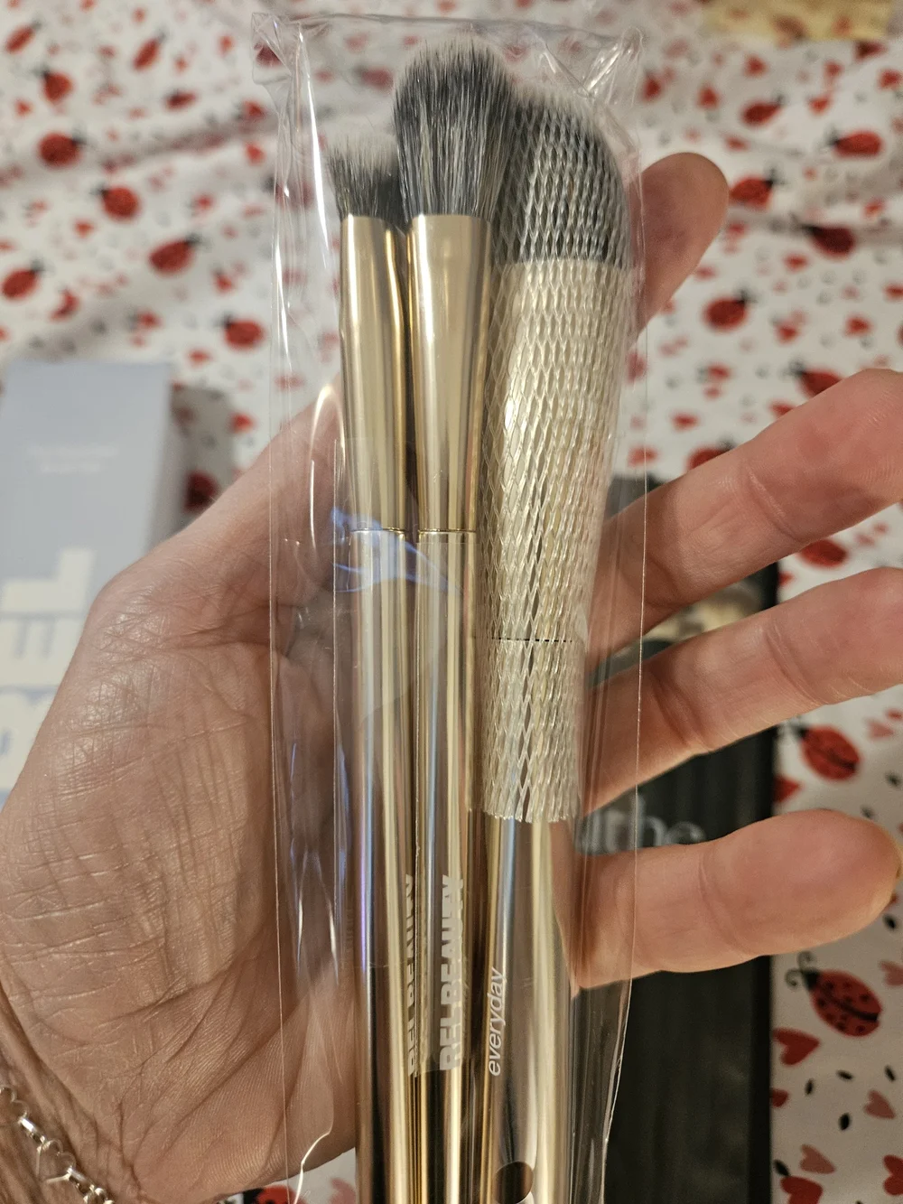 REL Beauty Essentials Makeup Brush Set — Black & Gold
